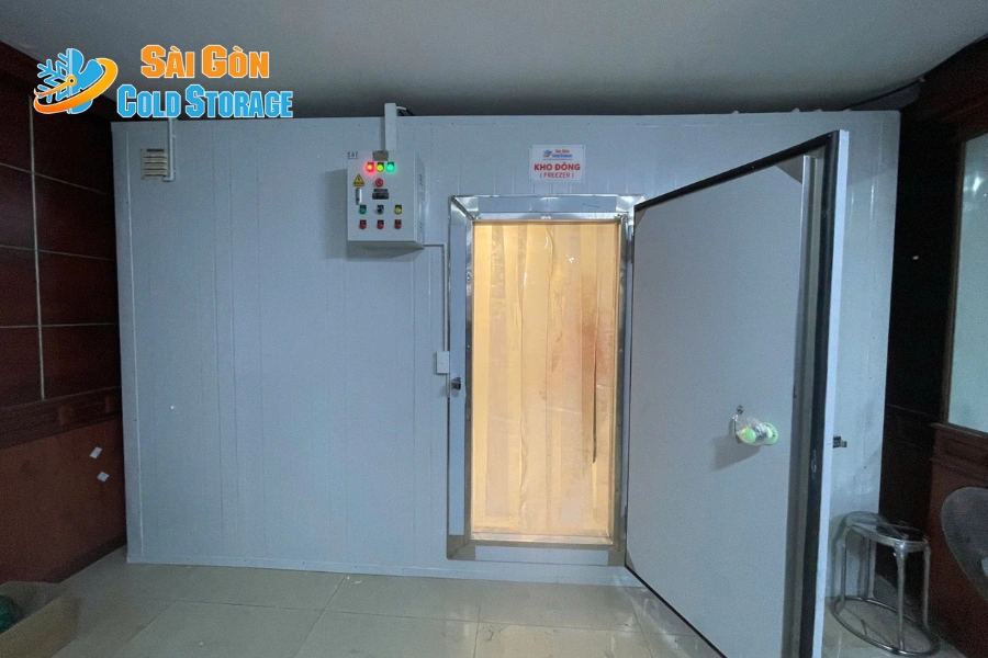 Thi Công Kho Đông Bảo Quản Thịt Bò Nhập Khẩu Tại Tân Sơn