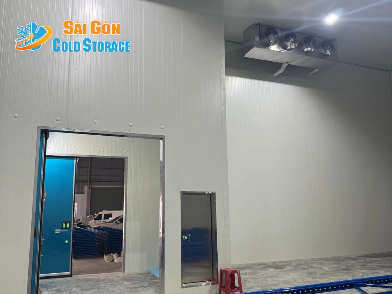 Kho lạnh trữ kem Hóc Môn