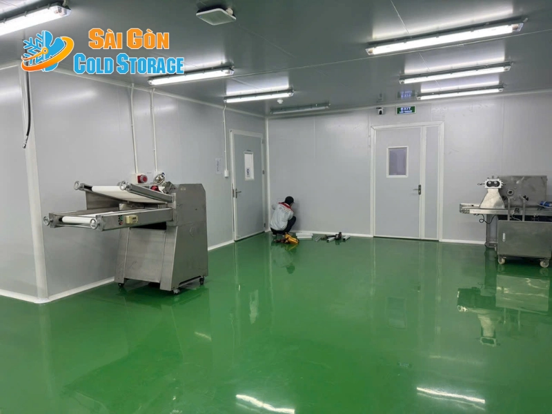 Hình ảnh thi công thực địa tại nhà máy sản xuất bánh phục vụ xuất khẩu ở Hóc Môn.