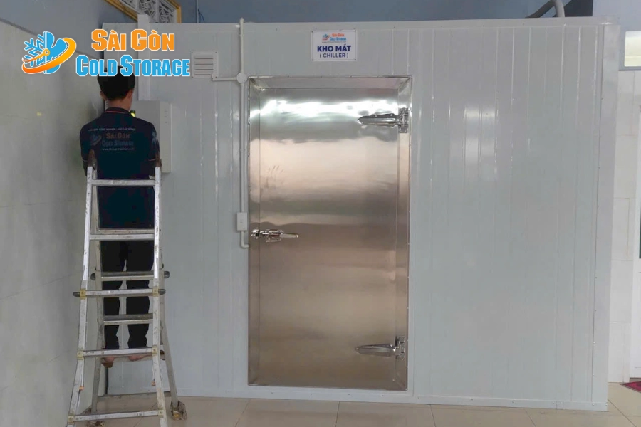 Thi Công Kho Mát Trữ Đồ Chay Cho Chùa Pháp Tam Cần Giuộc Long An