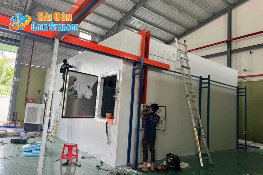 Thi Công Kho Mát Bến Tre Cơ Sở 1: Giải Pháp Tối Ưu Tải Nhiệt Và Chi Phí Vận Hành