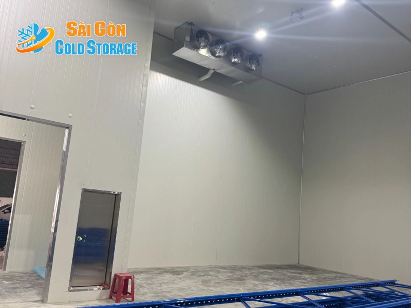 Kho lạnh trữ kem Hóc Môn
