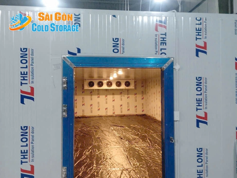 Cập nhật hình ảnh thi công kho mát bảo quản dừa tại Tiền Giang.