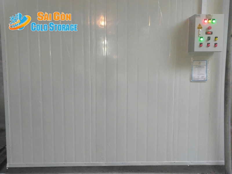 Hệ thống kho đông cho 10 trại gà tại Đồng Nai 